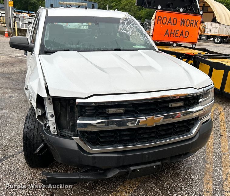 image for item EK4752 2016 Chevrolet  Silverado 1500 Double Cab pickup truck