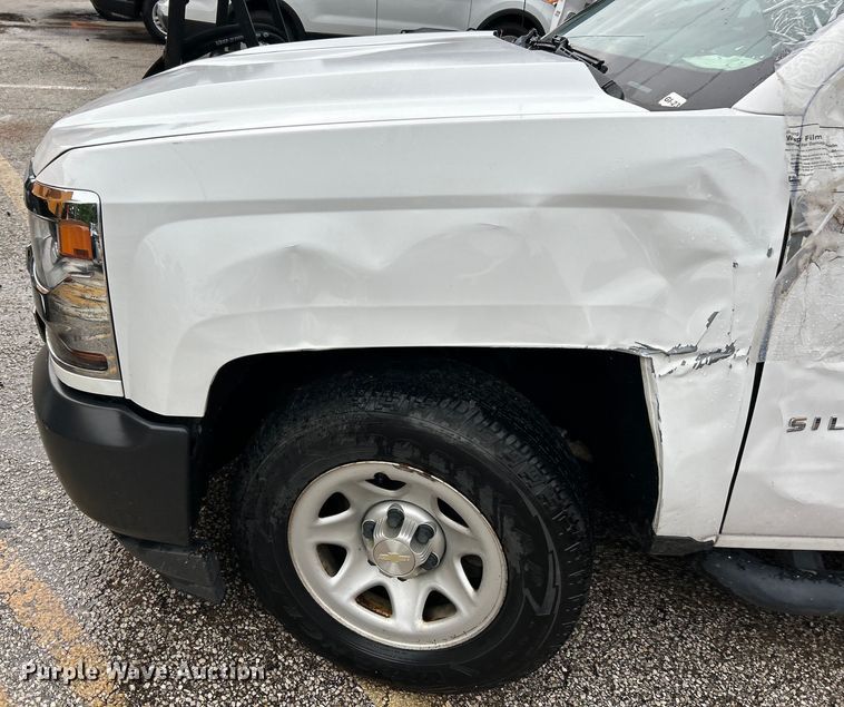 image for item EK4752 2016 Chevrolet  Silverado 1500 Double Cab pickup truck