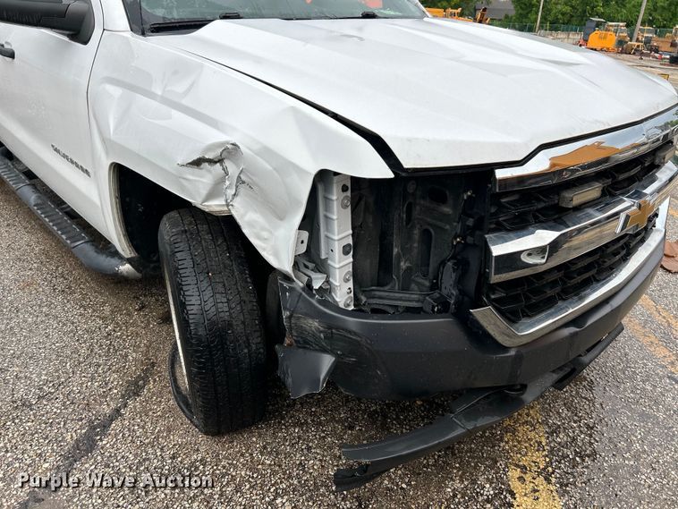 image for item EK4752 2016 Chevrolet  Silverado 1500 Double Cab pickup truck