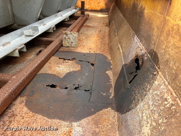 image for item EK4753 2006 International  7400 dump truck