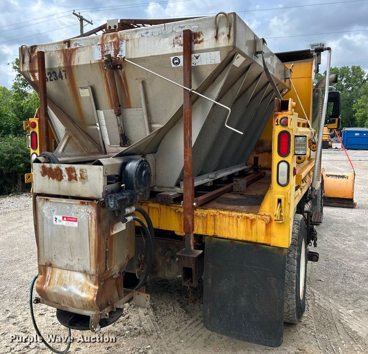 image for item EK4753 2006 International  7400 dump truck