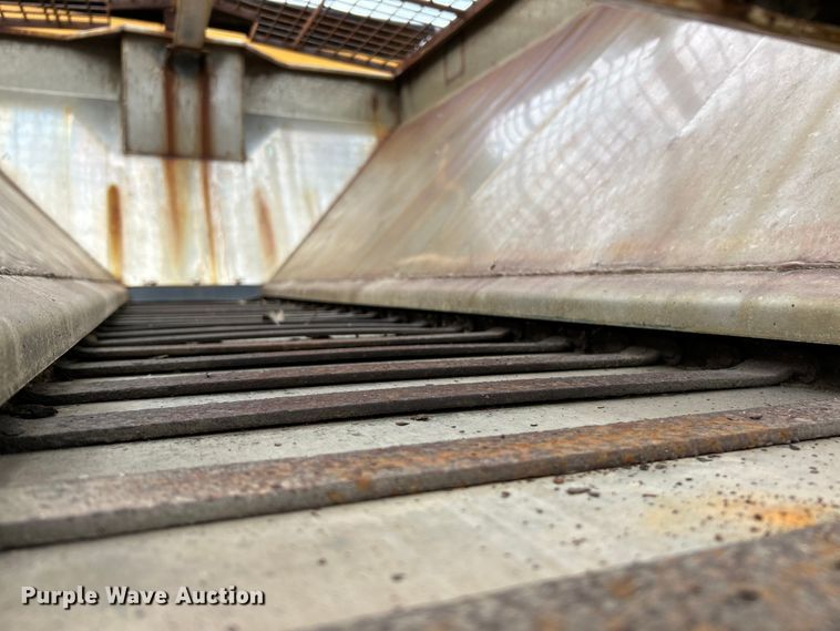 image for item EK4753 2006 International  7400 dump truck