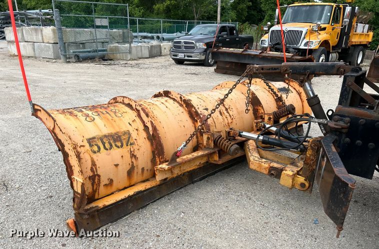 image for item EK4753 2006 International  7400 dump truck