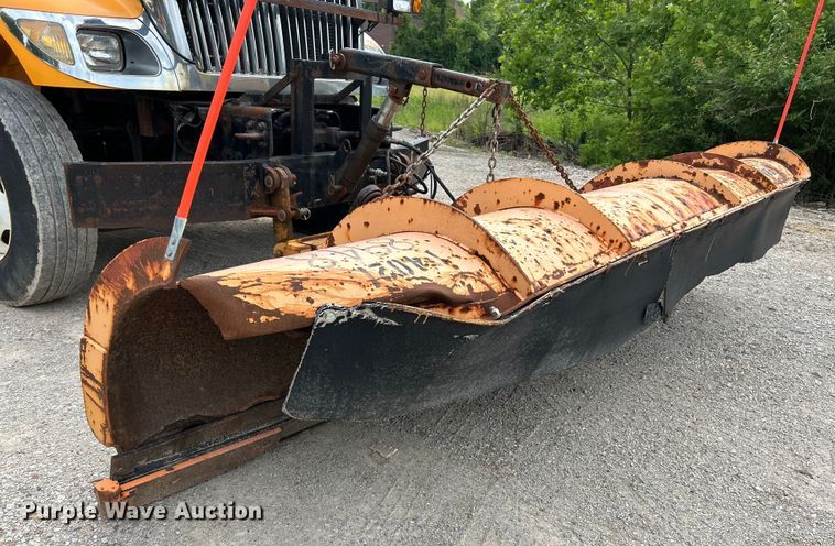 image for item EK4753 2006 International  7400 dump truck