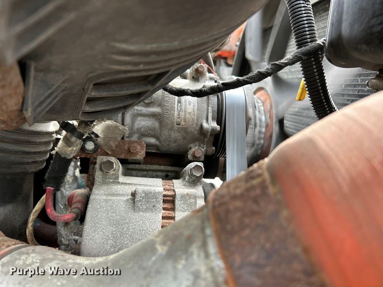 image for item EK4753 2006 International  7400 dump truck