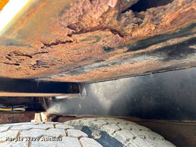 image for item EK4753 2006 International  7400 dump truck