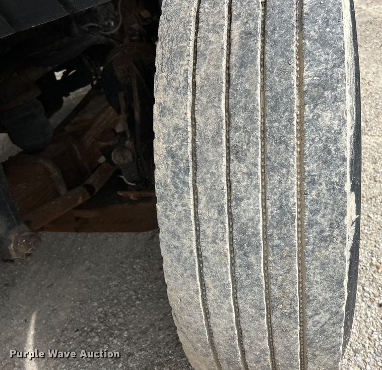 image for item EK4753 2006 International  7400 dump truck