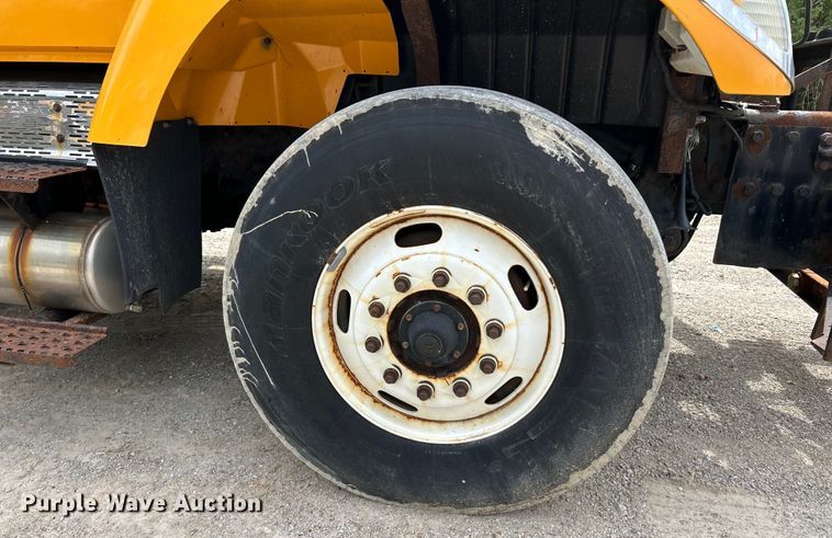 image for item EK4753 2006 International  7400 dump truck