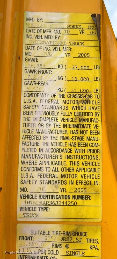 image for item EK4753 2006 International  7400 dump truck