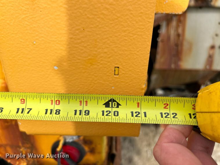 image for item EK4756 2005 International  7400 dump truck