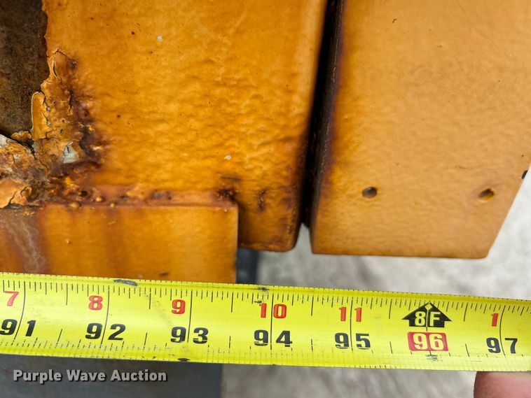 image for item EK4756 2005 International  7400 dump truck