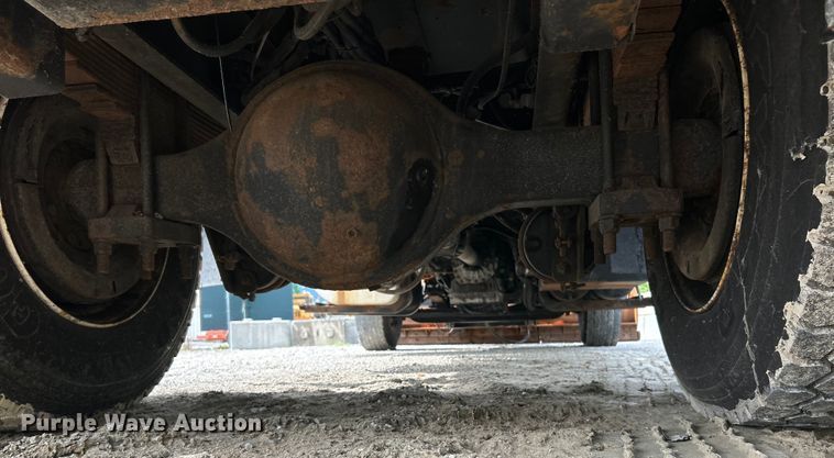 image for item EK4756 2005 International  7400 dump truck