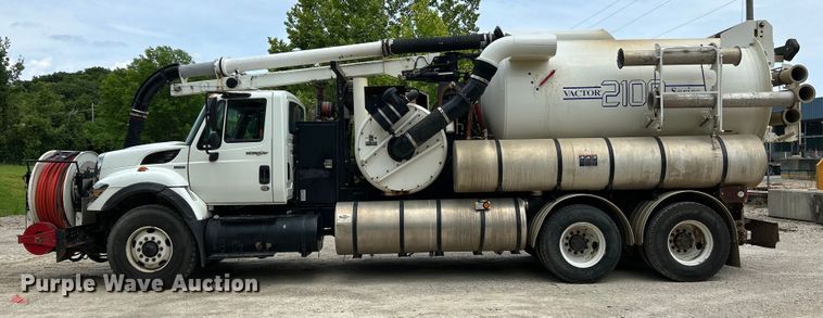 image for item EK4758 2009 International  Workstar 7400 SBA sewer jetter truck