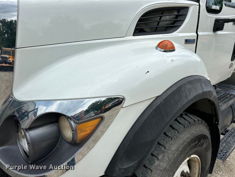 image for item EK4758 2009 International  Workstar 7400 SBA sewer jetter truck