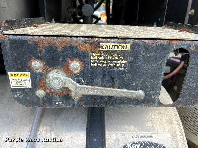 image for item EK4758 2009 International  Workstar 7400 SBA sewer jetter truck