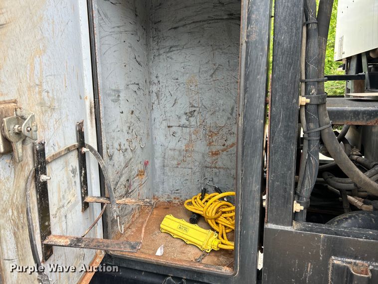 image for item EK4758 2009 International  Workstar 7400 SBA sewer jetter truck