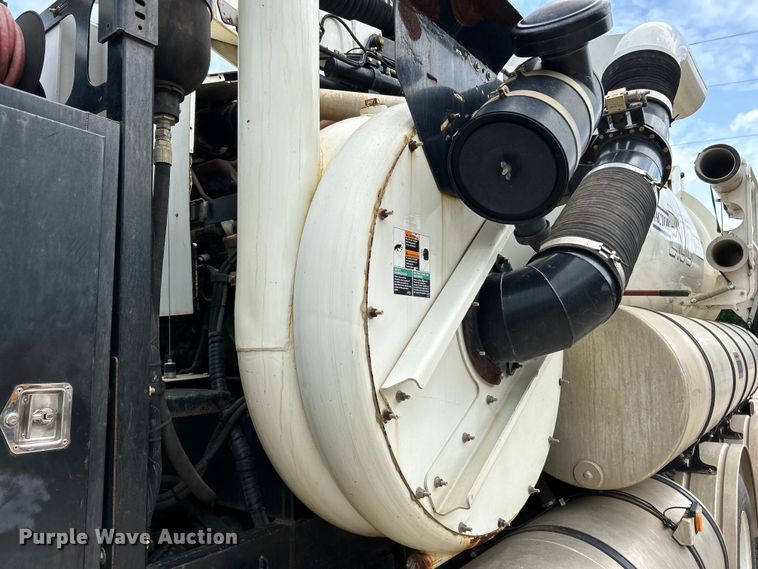 image for item EK4758 2009 International  Workstar 7400 SBA sewer jetter truck