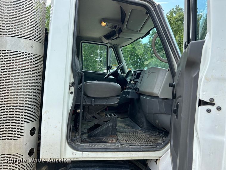 image for item EK4758 2009 International  Workstar 7400 SBA sewer jetter truck