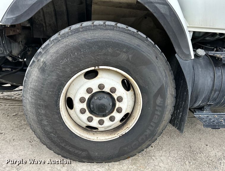 image for item EK4758 2009 International  Workstar 7400 SBA sewer jetter truck