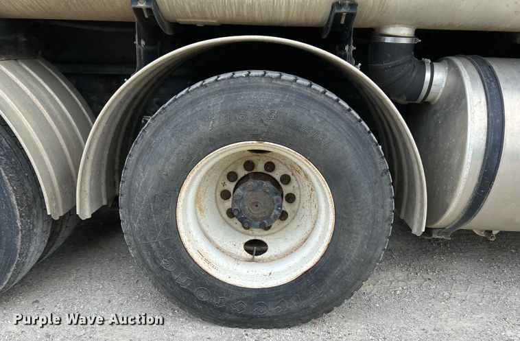 image for item EK4758 2009 International  Workstar 7400 SBA sewer jetter truck