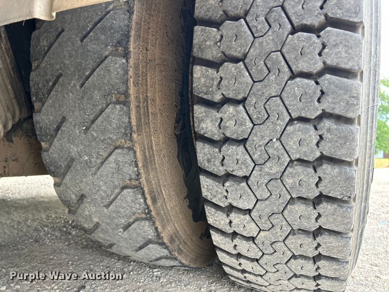 image for item EK4758 2009 International  Workstar 7400 SBA sewer jetter truck