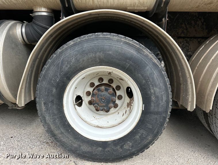 image for item EK4758 2009 International  Workstar 7400 SBA sewer jetter truck