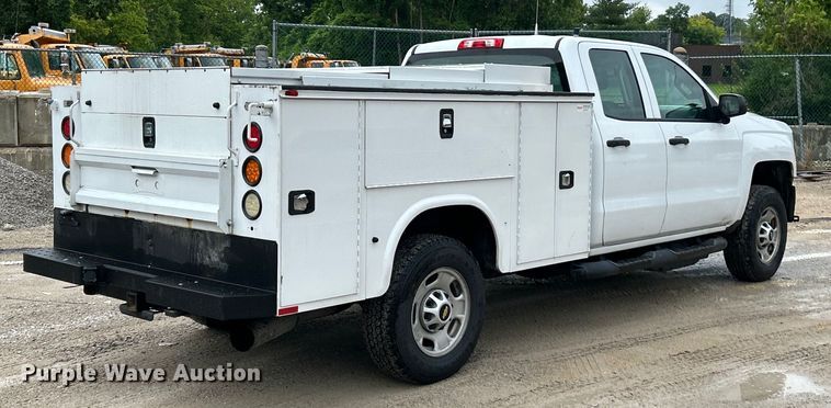 image for item EK4759 2017 Chevrolet  Silverado 2500HD Double Cab utility bed pickup truck