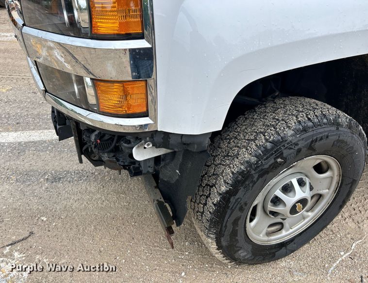 image for item EK4759 2017 Chevrolet  Silverado 2500HD Double Cab utility bed pickup truck