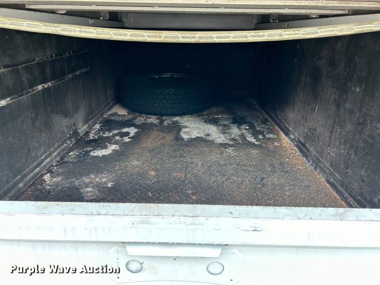 image for item EK4759 2017 Chevrolet  Silverado 2500HD Double Cab utility bed pickup truck