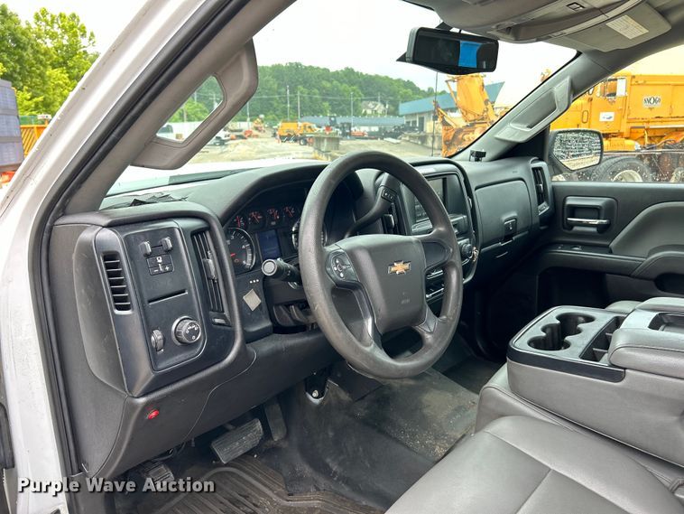 image for item EK4759 2017 Chevrolet  Silverado 2500HD Double Cab utility bed pickup truck