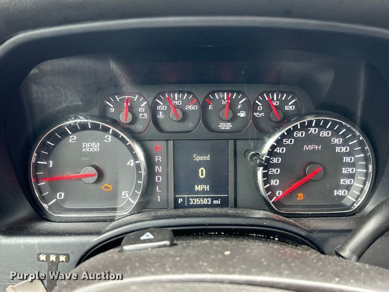 image for item EK4759 2017 Chevrolet  Silverado 2500HD Double Cab utility bed pickup truck