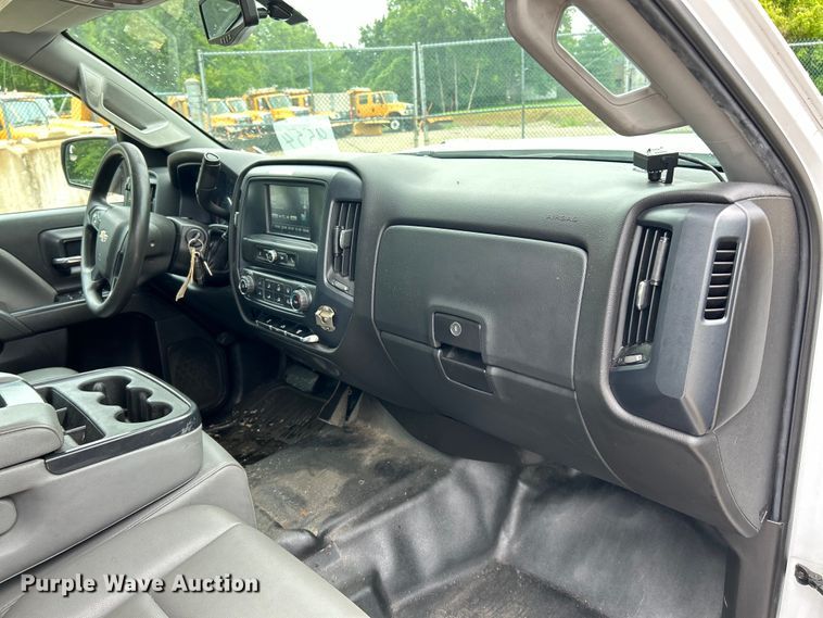 image for item EK4759 2017 Chevrolet  Silverado 2500HD Double Cab utility bed pickup truck