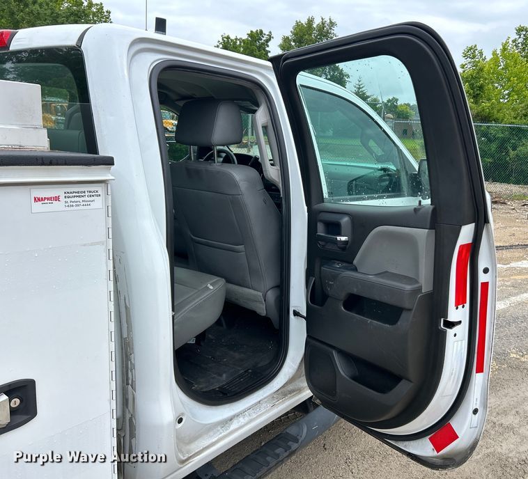 image for item EK4759 2017 Chevrolet  Silverado 2500HD Double Cab utility bed pickup truck