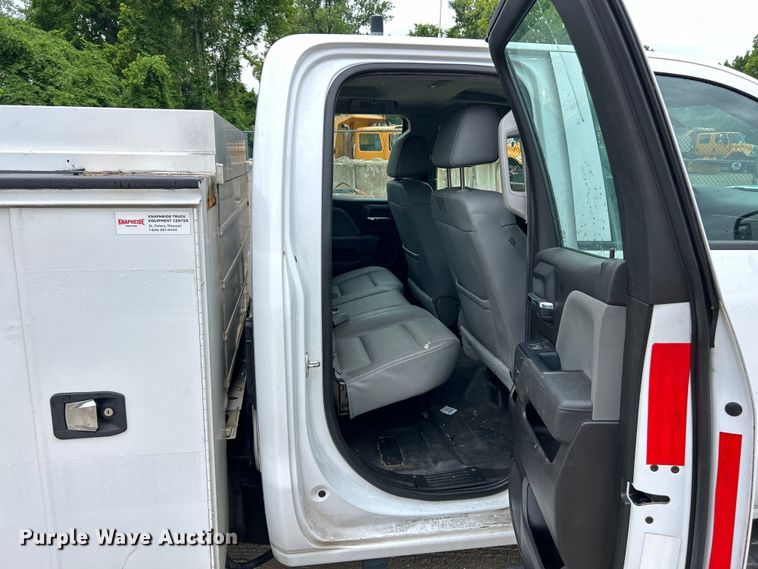 image for item EK4759 2017 Chevrolet  Silverado 2500HD Double Cab utility bed pickup truck