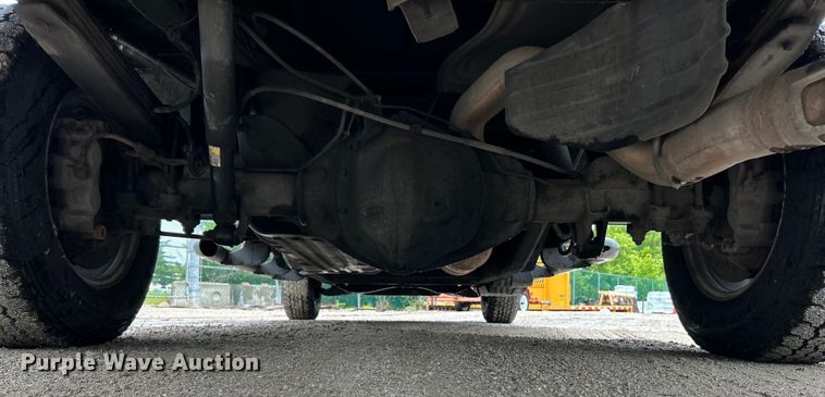 image for item EK4759 2017 Chevrolet  Silverado 2500HD Double Cab utility bed pickup truck