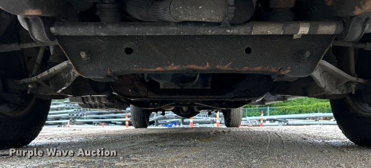 image for item EK4759 2017 Chevrolet  Silverado 2500HD Double Cab utility bed pickup truck