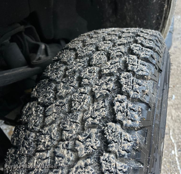 image for item EK4759 2017 Chevrolet  Silverado 2500HD Double Cab utility bed pickup truck