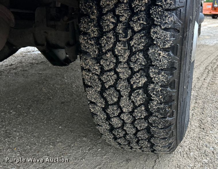 image for item EK4759 2017 Chevrolet  Silverado 2500HD Double Cab utility bed pickup truck