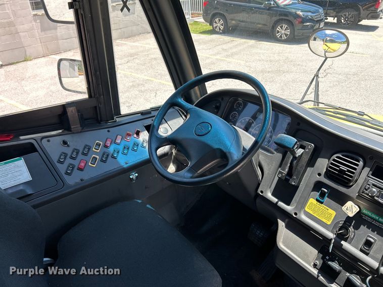 image for item EK4780 2013 Thomas Built Saf-T-Liner C2 school bus