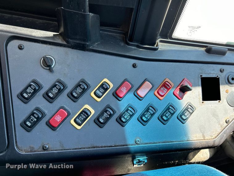 image for item EK4780 2013 Thomas Built Saf-T-Liner C2 school bus