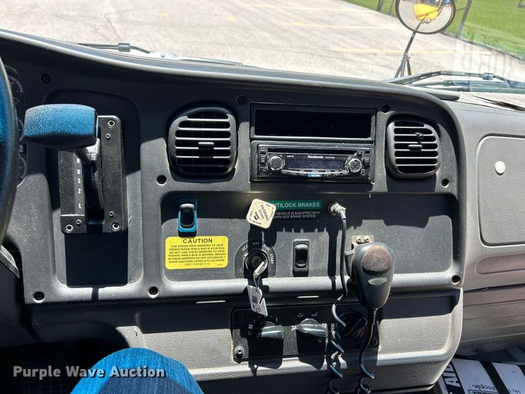 image for item EK4780 2013 Thomas Built Saf-T-Liner C2 school bus