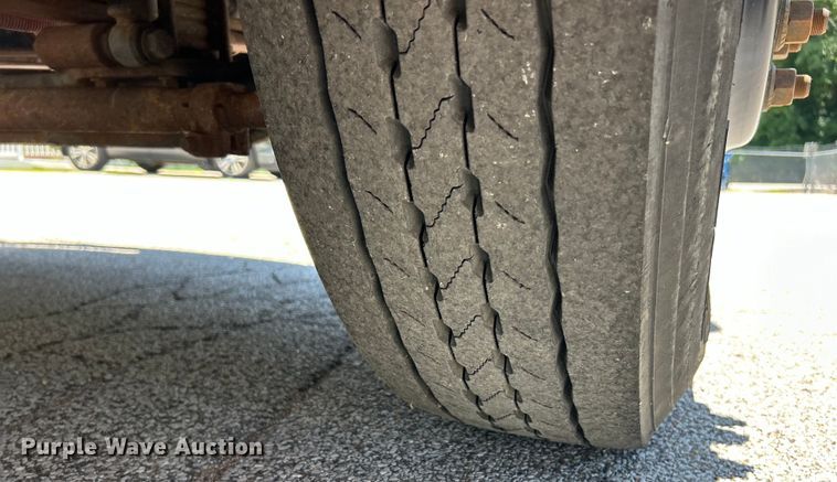 image for item EK4780 2013 Thomas Built Saf-T-Liner C2 school bus