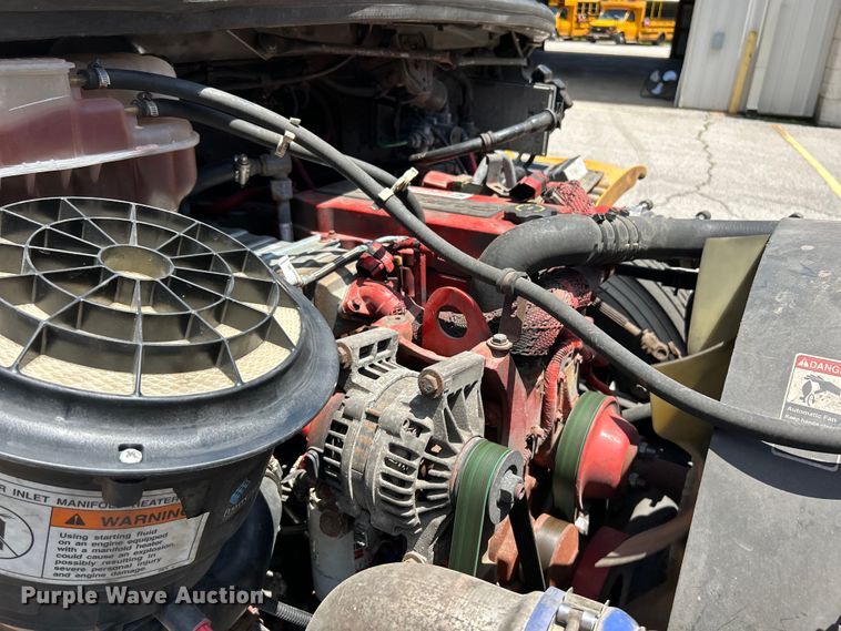 image for item EK4781 2014 Thomas Built Saf-T-Liner C2 school bus