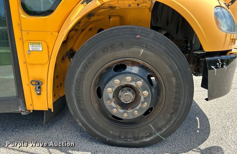 image for item EK4781 2014 Thomas Built Saf-T-Liner C2 school bus