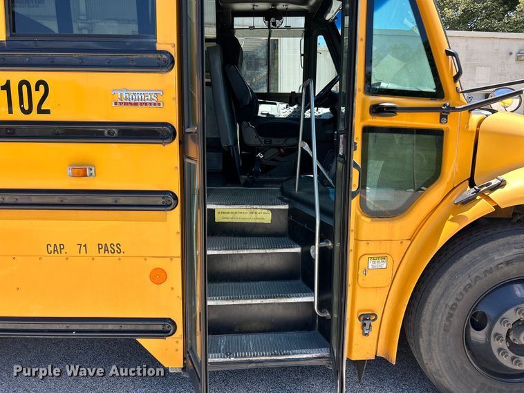 image for item EK4782 2014 Thomas Built Saf-T-Liner C2 school bus