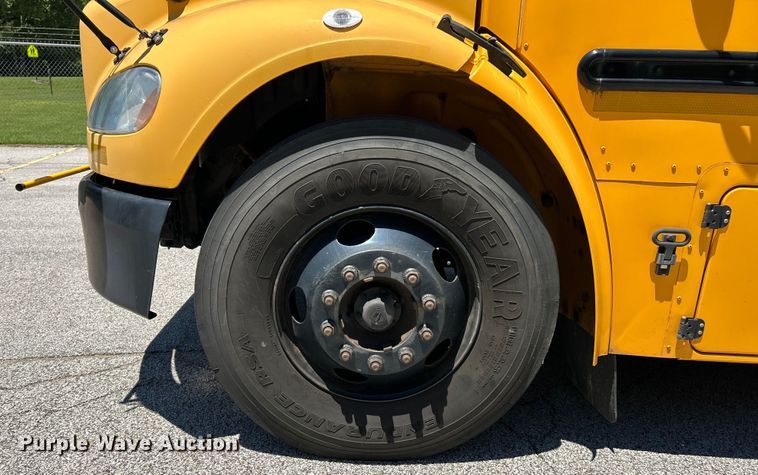 image for item EK4782 2014 Thomas Built Saf-T-Liner C2 school bus