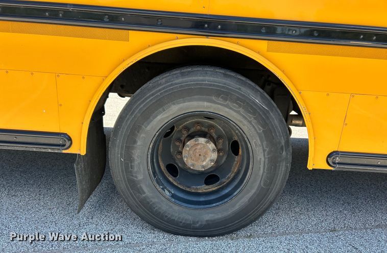 image for item EK4782 2014 Thomas Built Saf-T-Liner C2 school bus