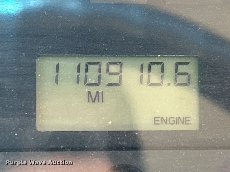 image for item EK4783 2014 Thomas Built  Saf-T-Liner C2 school bus