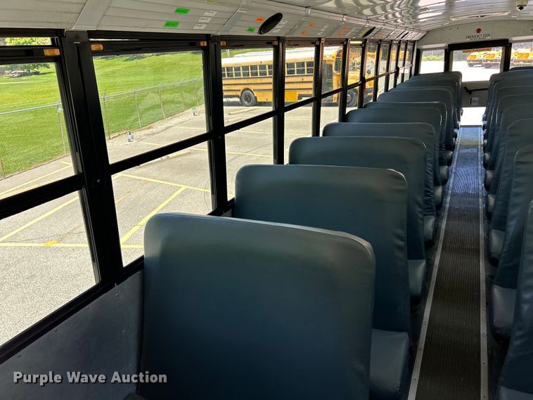 image for item EK4783 2014 Thomas Built  Saf-T-Liner C2 school bus