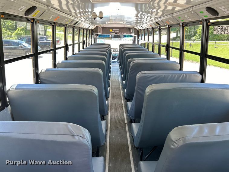 image for item EK4783 2014 Thomas Built  Saf-T-Liner C2 school bus